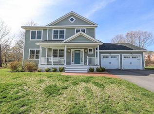18 School St, Kittery, ME 03904
