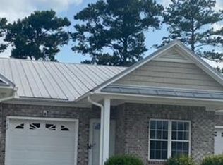 122 Grace Point Dr, Winnabow, NC 28479