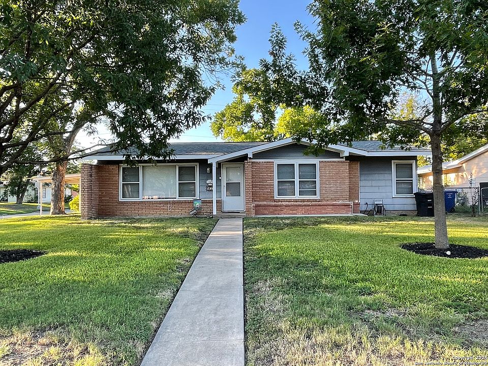 1st image of 503 TIMBERLANE DR