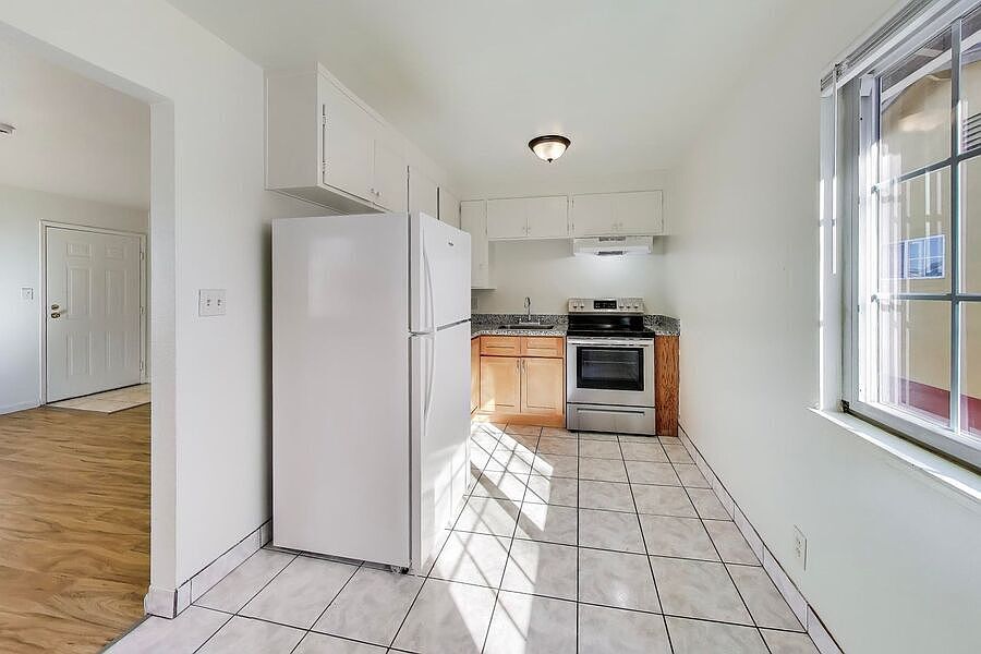 1st image of 5681 Hoffman Ct #4