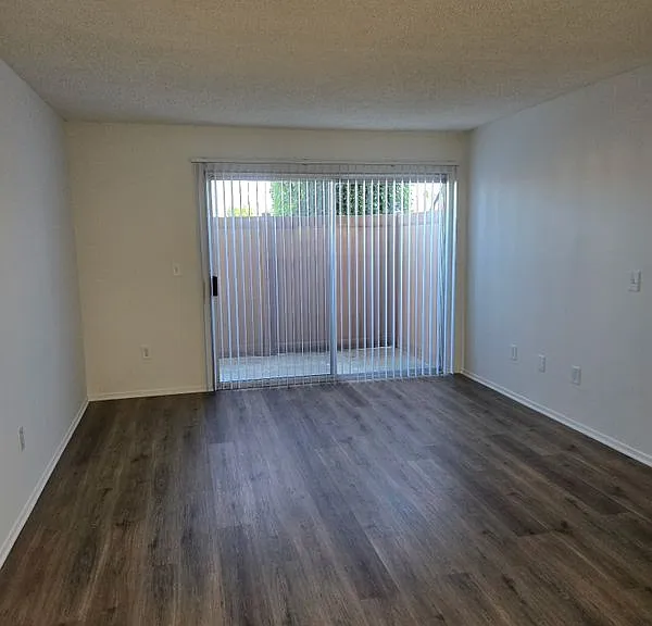 3821 Franklin Ave #1 — Photo 7