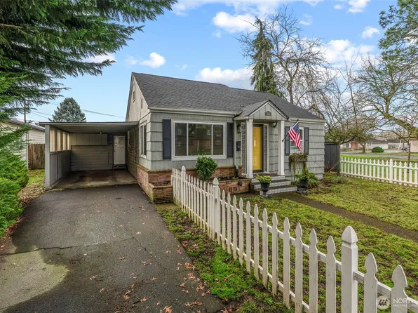 1935 Washington Way, Longview, WA 98632