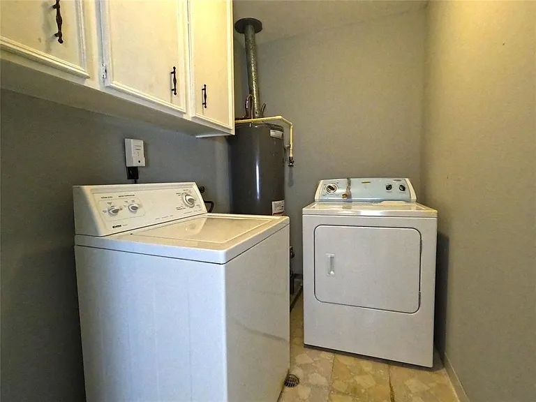 11712 S Kirkwood Rd — Photo 25