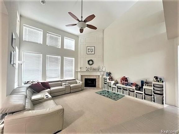 2nd image of 6241 Moonstone Ct