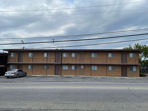 2nd image of 805 W Hallmark Ave #B