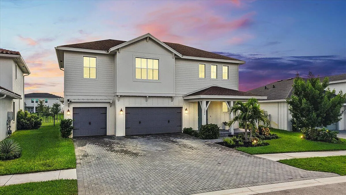 5 bed, 3.5 bath, 2869 sqft, $6,800 — Photo 2