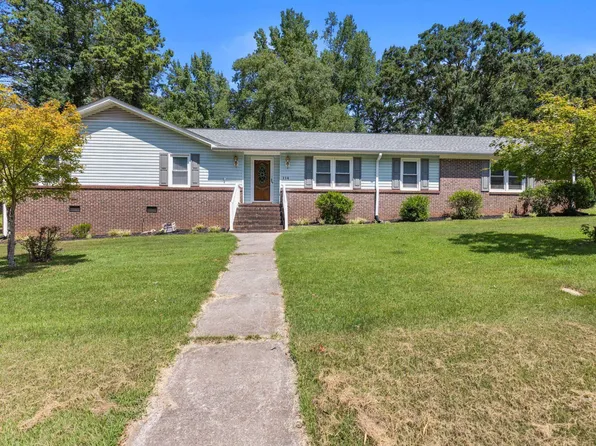 114 Gail Dr, Mauldin, SC 29662