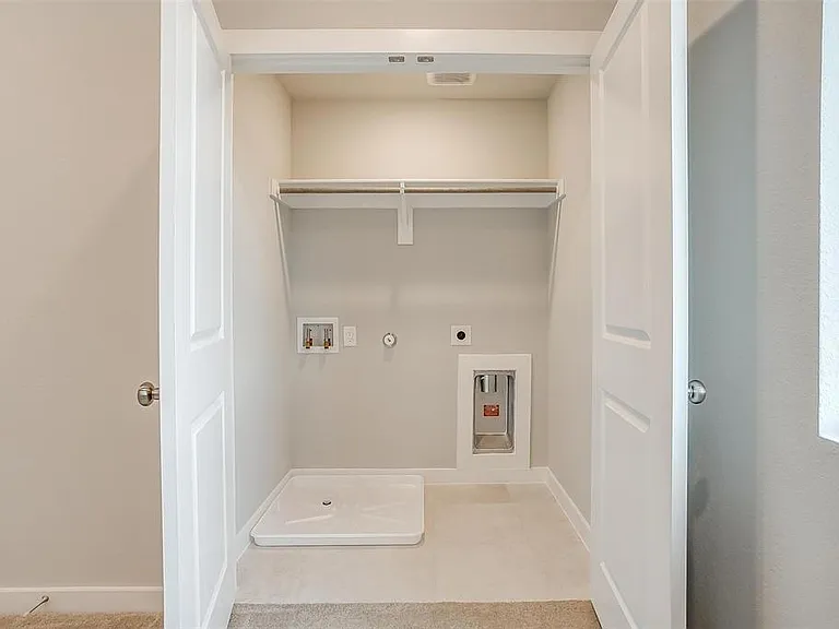 4525 Hogans Alley Dr — Photo 21