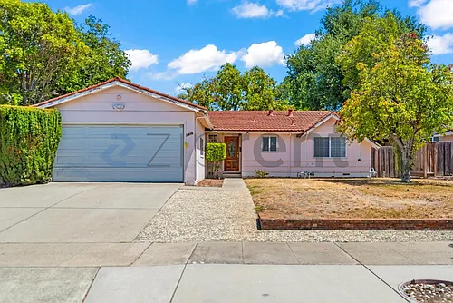1426 Brookglen Dr Photo 1