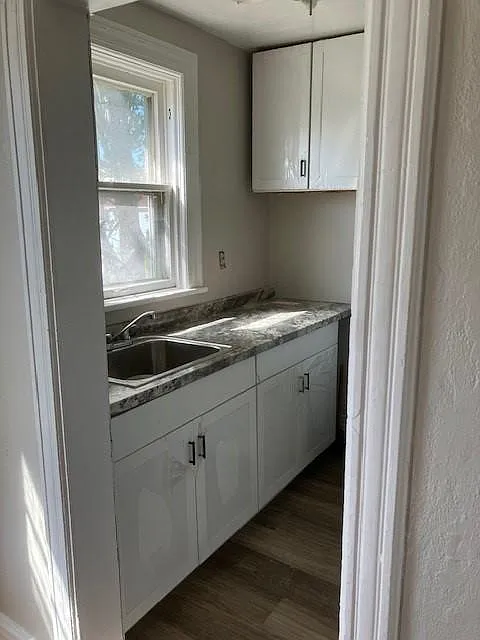 1 bed, $900 — Photo 3