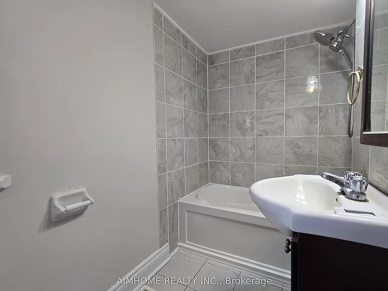 22156 Leslie St — Photo 3
