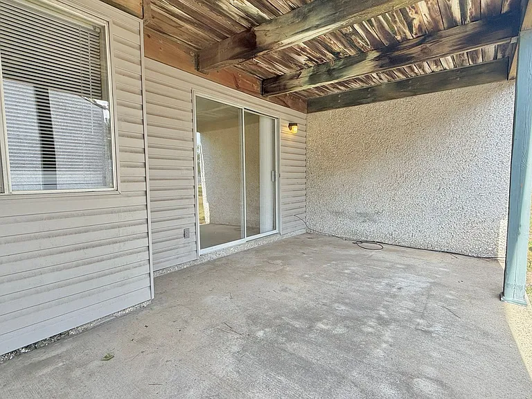 910 Brett Dr #117 — Photo 17
