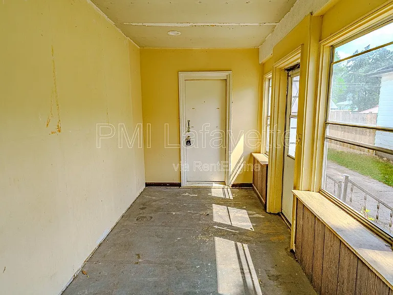 1714 Meharry St #A — Photo 5