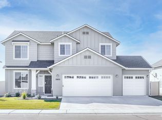 8105 E Sunray Dr, Nampa, ID 83687