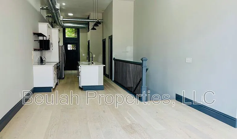 1836-1838 S 10th St #1836 — Photo 3