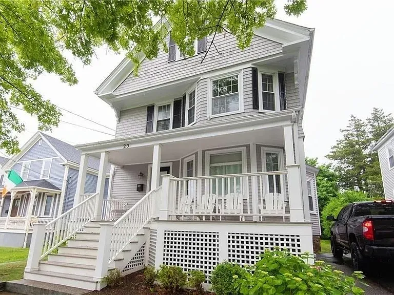 20 Carroll Ave — Photo 1