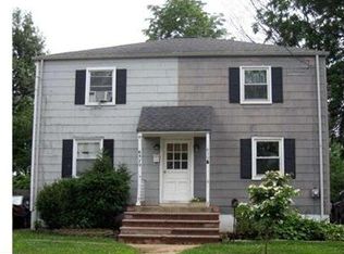 639 Crescent Dr, Bound Brook, NJ 08805