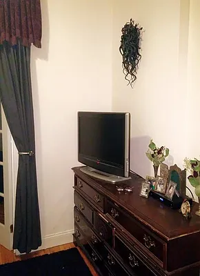 Rented by Crosstown Apartments NYC | media 33