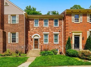 2816 Kelly Sq, Vienna, VA 22181