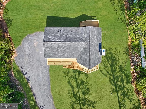 4th image of 600 Highridge Rd