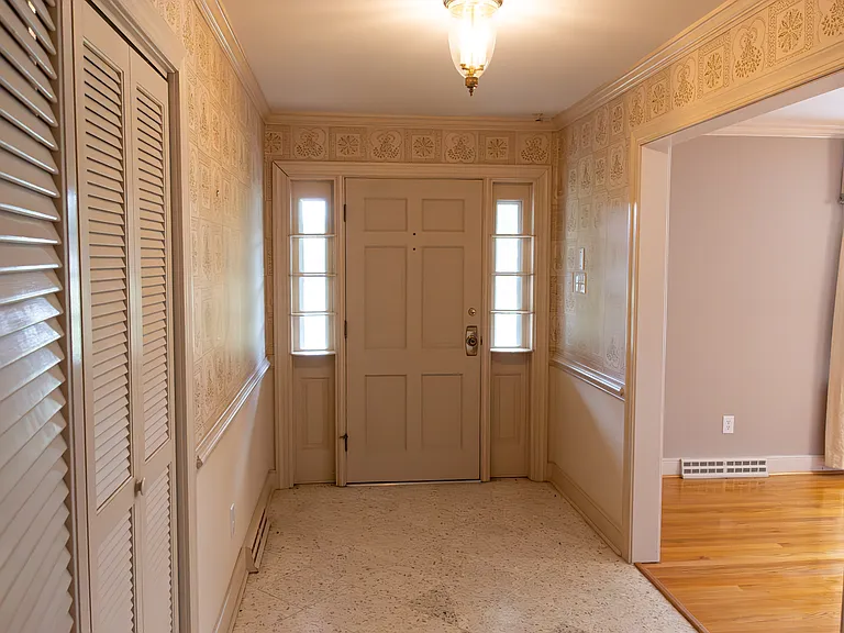 10521 Chalkley Rd — Photo 9