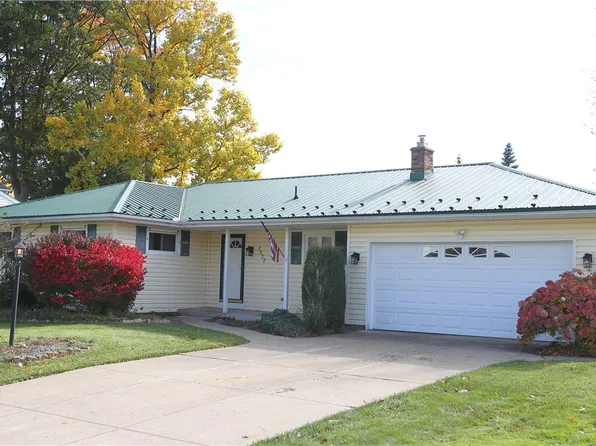 2327 E Gore Rd, Erie, PA 16510