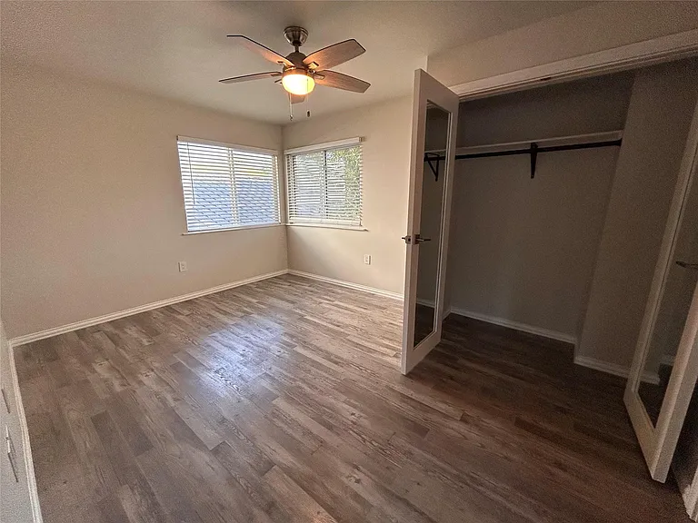 8922 Trone Cir #A — Photo 19