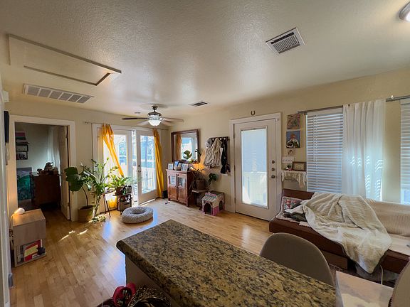 5th image of 5405 Evans Ave #B