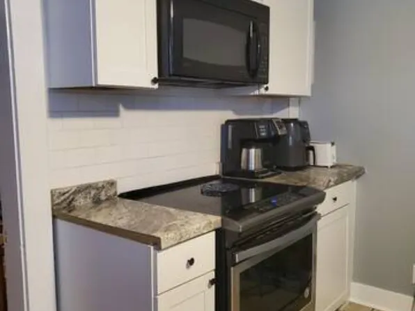 18 Husky Ln, Lexington, VA 24450