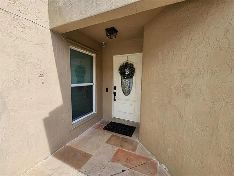 250 E Riverbend Dr — Photo 21