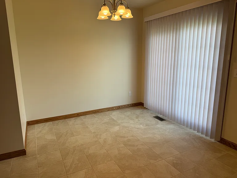 2906 Lena Ct — Photo 6