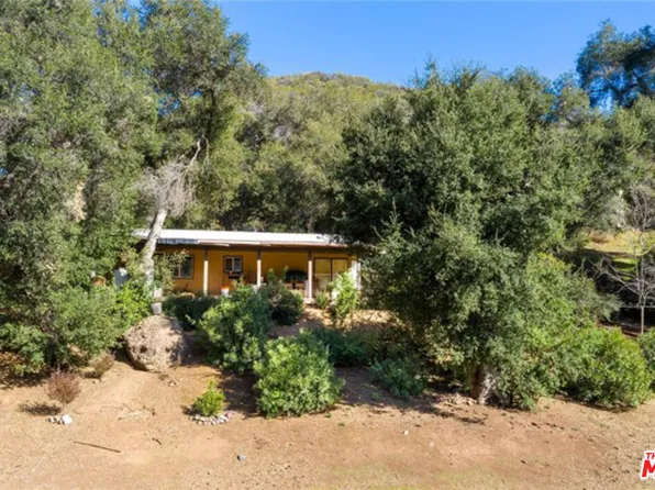 118 W Carlisle Rd, Thousand Oaks, CA 91361