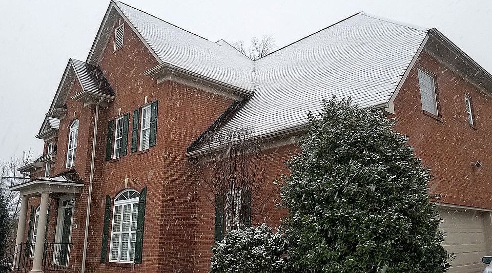 2nd image of 8913 Landsdowne Ave