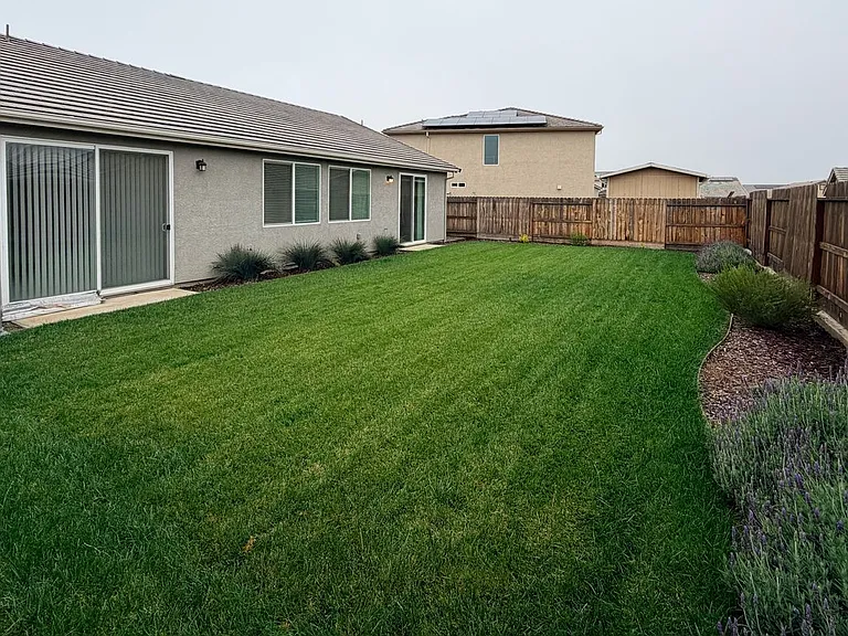 1858 Morro Ct — Photo 36