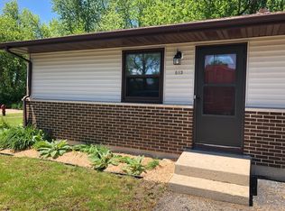 513 Georjean Ct, Sycamore, IL 60178