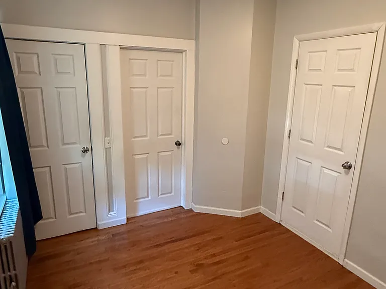 12 Grandview Ave — Photo 2