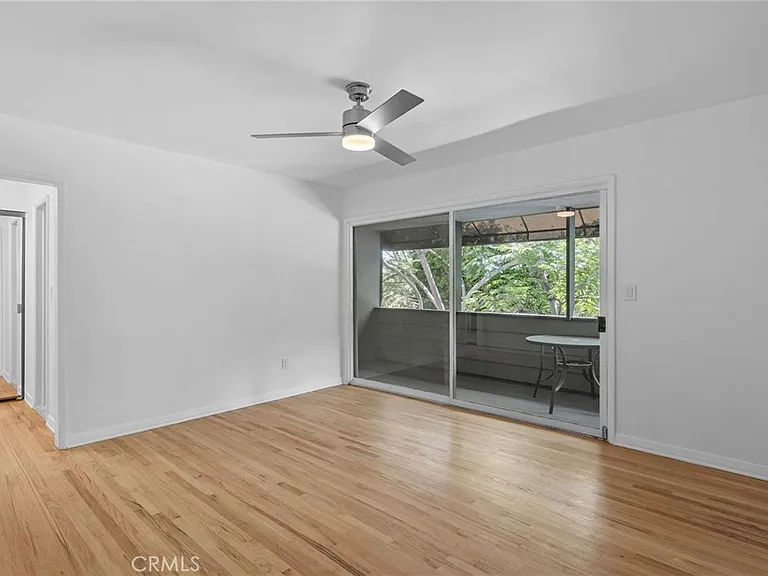 11761 W Sunset Blvd — Photo 12