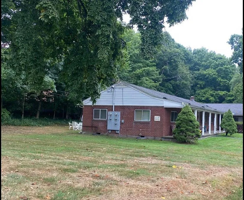 2 bed, 700 sqft, $1,695 — Photo 1