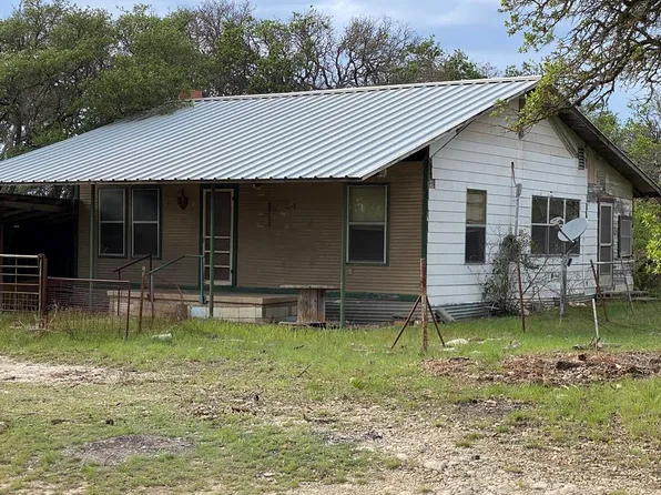 224 Reservation Rd, Harper, TX 78631
