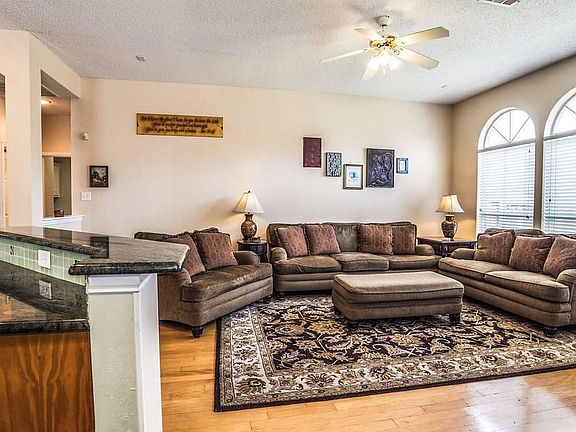 5th image of 530 Hardwick Ct