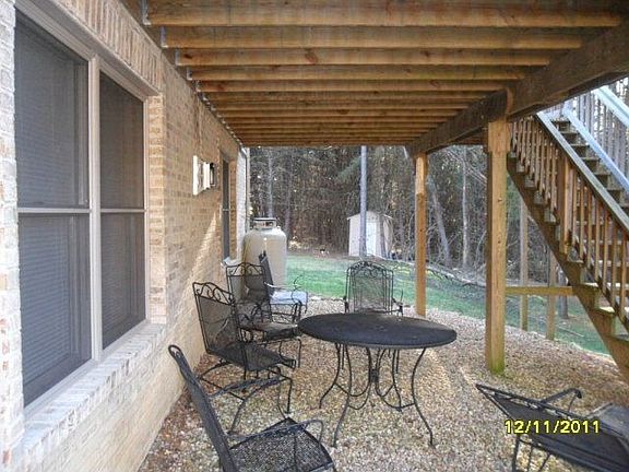 3rd image of 965 McGahey Ln