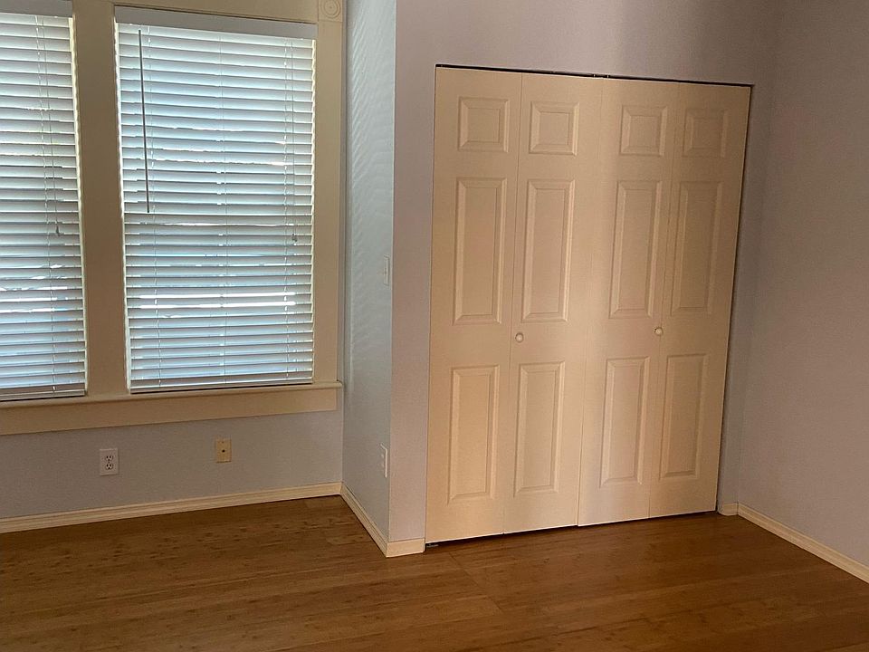 Nice sized bedroom with large closet.