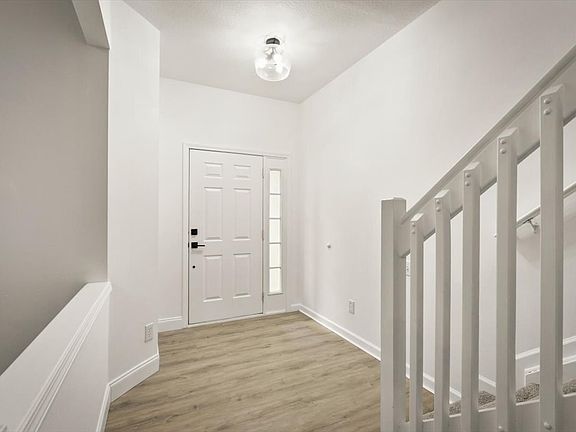 2nd image of 7568 Scarlet Ibis Ln