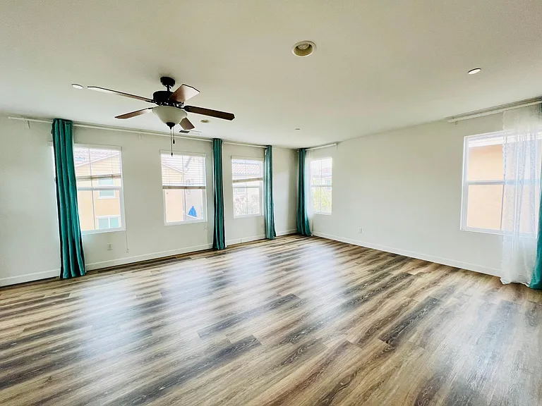 14518 Viva Dr — Photo 10