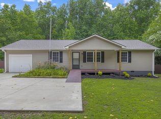 106 Lake Rd, Landrum, SC 29356