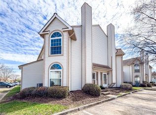 3659 Essex Pond Quay, Virginia Beach, VA 23462