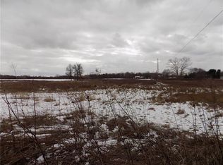 172 Schmidt Rd, Grove City, PA 16127