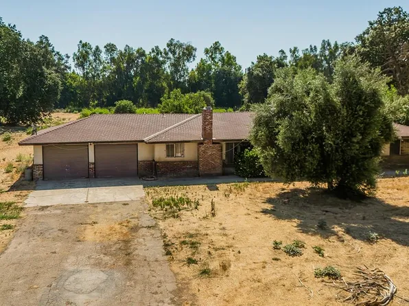 3782 S Channel Rd, Sanger, CA 93657