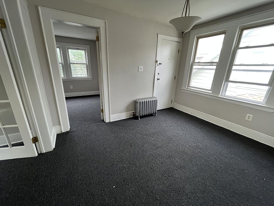 2nd image of 528 S 20th St APT 2