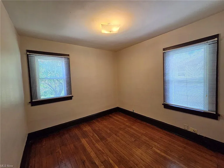 5223 Paine Ave — Photo 12